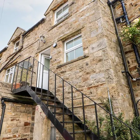 The Old Store, 2 Alpine Terrace